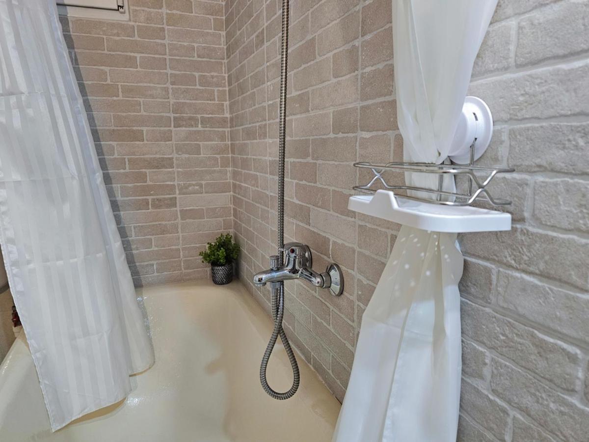 Central Park Apartment Turda Eksteriør bilde